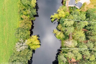 29 Eagle Ln, Contoocook, NH 03229