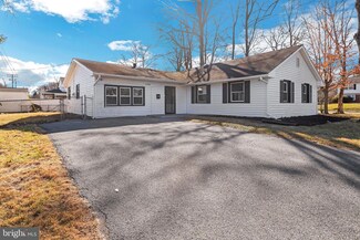 12301 Shelter Ln, Bowie, MD 20715