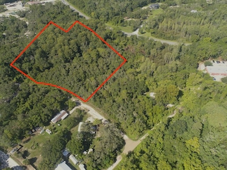 9959 Gilbert St, Moon Lake Estates, FL 34654