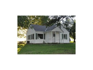 17957 Cottonwood Rd, Higginsville, MO 64037