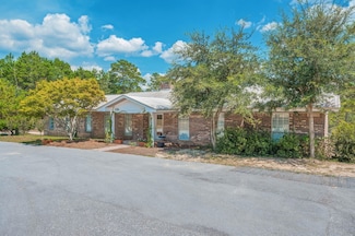 1336 Juniper Lake Rd, Defuniak Springs, FL 32433