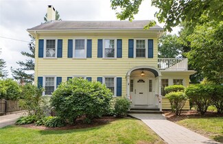 293 Doyle Ave, Providence, RI 02906