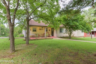 6111 Manchester Rd, Knoxville, TN 37920