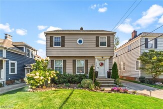 15722 Munn Rd, Cleveland, OH 44111