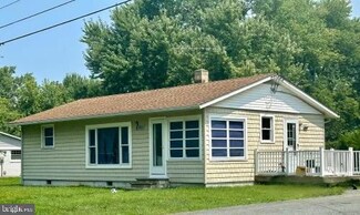 1303 Calvert Rd, Chester, MD 21619