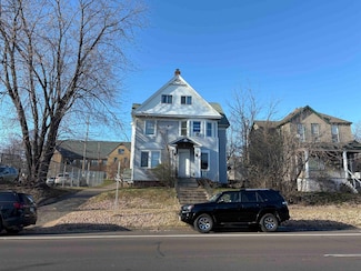 1109 E 3rd St, Duluth, MN 55805