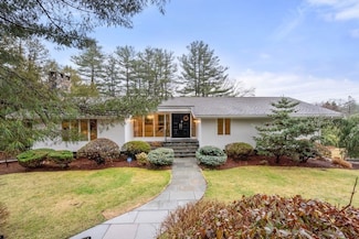 85 Crestview Rd, Belmont, MA 02478