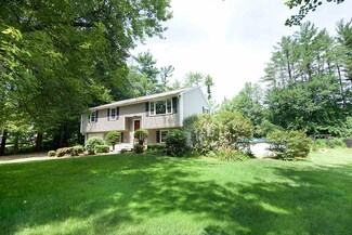16 Witch Ln, Plaistow, NH 03865