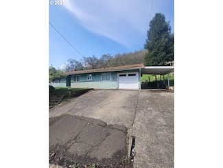 1188 NE Lincoln St, Roseburg, OR 97470