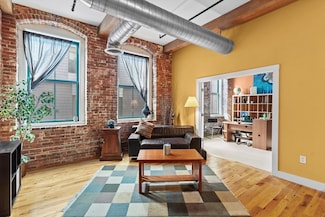 589 Essex St Unit 205, Lynn, MA 01901