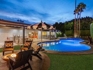 460 N Orchid Tree Ln, Palm Springs, CA 92262