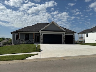12935 N Champanel Way, Platte City, MO 64079