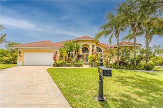 404 SW Egret Landing, Port Saint Lucie, FL 34953