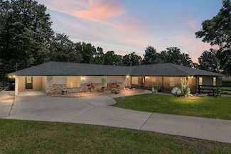 3230 SE 45th St, Ocala, FL 34480