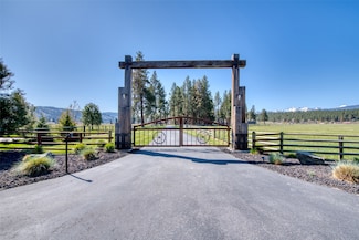 229 Camas Creek Loop, Hamilton, MT 59840