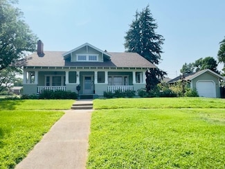 303 N 4th Ave, Hill City, KS 67642