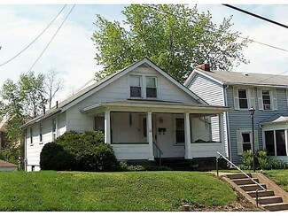 118 Pioneer Rd, Evans City, PA 16033