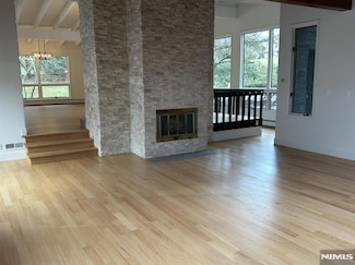 68 Woodcliff Lake Rd, Saddle River, NJ 07458