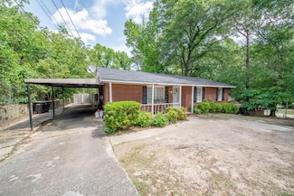 5621 Tappan St, Columbus, GA 31907