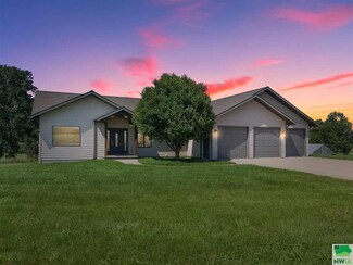 3706 490th St, Alton, IA 51003