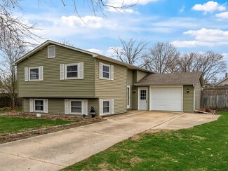 417 N 2nd St, Earlville, IL 60518
