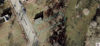 1330 S 8th St, Paducah, KY 42003