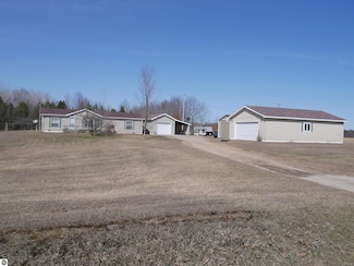 8010 Keystone Rd, Whittemore, MI 48770