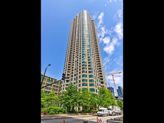 400 N La Salle Dr Unit 1905, Chicago, IL 60654