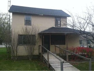 530 4th St, Hamler, OH 43524