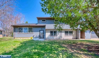 1727 E 39th St, Hibbing, MN 55746