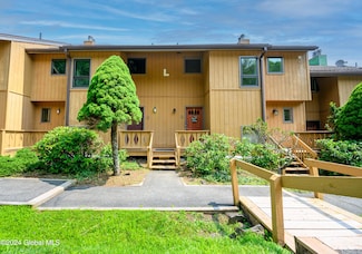 72 Hunter Dr Unit L5, Hunter, NY 12442