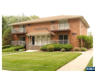 15 Cottage St Unit Bldg 19 - Un, Midland Park, NJ 07432