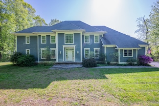 34 Hunters Crossing, Burlington, CT 06013