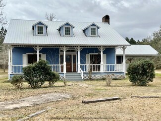 9165 Highway 603, Bay Saint Louis, MS 39520