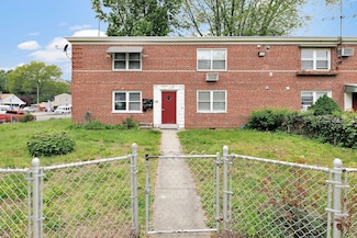 9 Granfield Ave, Bridgeport, CT 06610