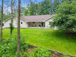 1390 Timber Trail, Suamico, WI 54173
