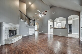 5209 Charisma Dr, Midlothian, TX 76065
