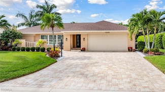 1624 Whiskey Creek Dr, Fort Myers, FL 33919