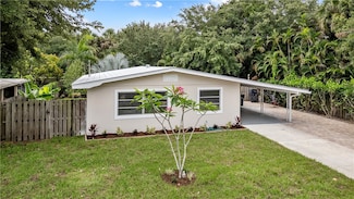 709 SW Bryant Ave, Stuart, FL 34994