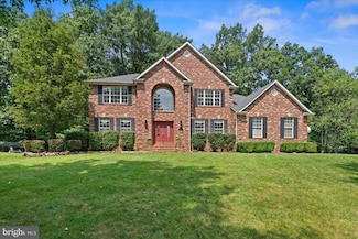 4 Scott Dr, Monroe Township, NJ 08831