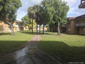 301 NW 177th St Unit 136, Miami, FL 33169
