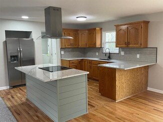 120 NW 331 Rd, Warrensburg, MO 64093