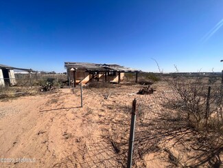 225 Barbie Ln, Chaparral, NM 88081