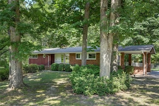 2203 Belmont Dr, Reidsville, NC 27320