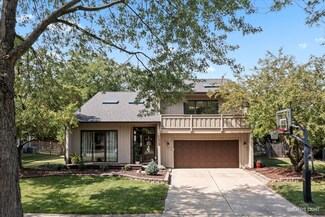1908 Berkshire Place, Wheaton, IL 60189