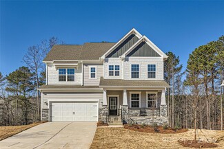 223 Hamptons Cove Rd, Troutman, NC 28166