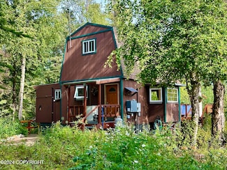 33569 E Gronvold Dr, Chickaloon, AK 99674