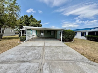 810 E Norman St, Lady Lake, FL 32159