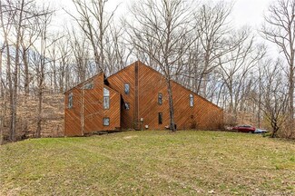 17820 Dow Knob Rd, Borden, IN 47106