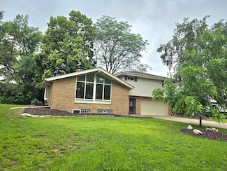 4643 N 108th St, Milwaukee, WI 53225